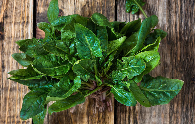 6 Foods Scientifically Proven To Fight PMS Symptoms spinach also contains magnesium which is a great nutrient for anxiety