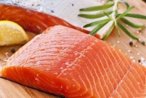 7 Amazing Foods to Fight Hair Loss