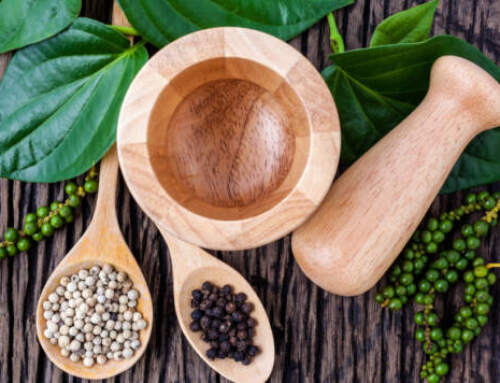 White Pepper vs Black Pepper Benefits: What’s the Difference?