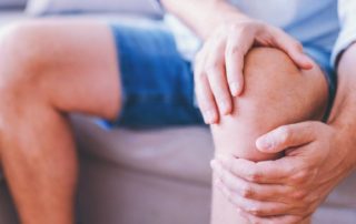 Does Your Child Have Knee Pain? Osgood-Schlatter Disease + 7 Natural Pain Relief Remedies