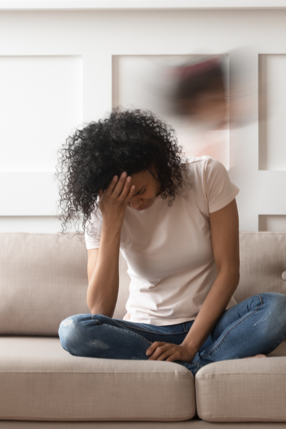 chronic fatigue symptoms tired woman feeling the symptoms of chronic fatigue syndrome