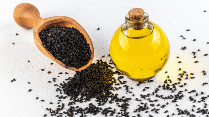 101 Incredible Black Seed Oil Health Benefits & Uses