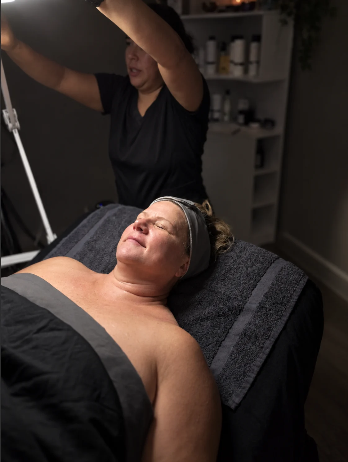 Sophia preparing a facial